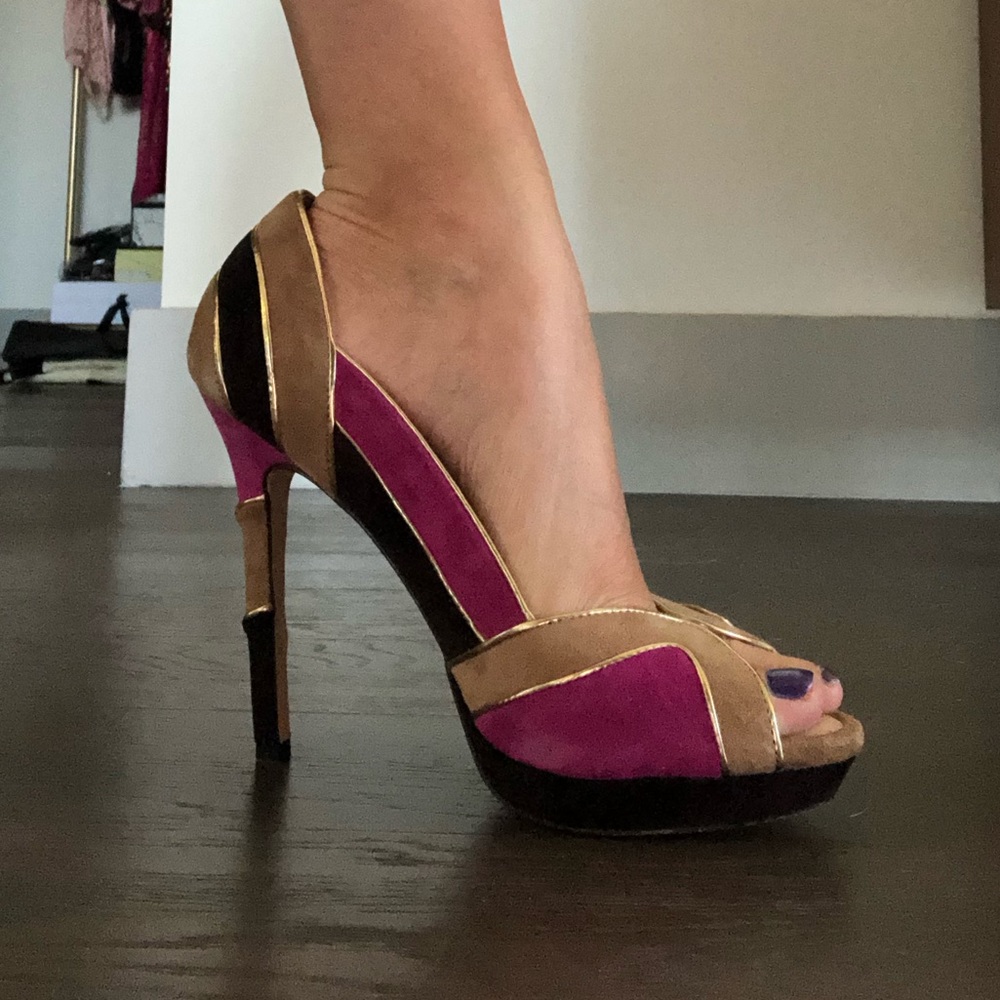 BCBG MAXAZRIA Linden High Heel Shoes - Picture 7 of 7